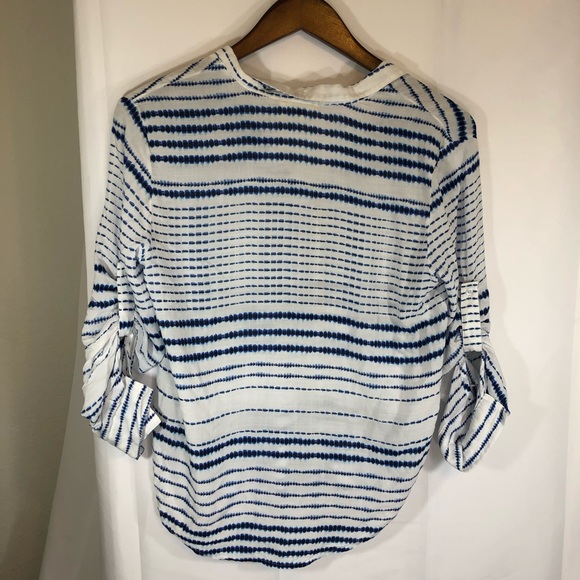 Anthropologie Cloth & Stone Size Medium Shirt - Picture 3 of 3